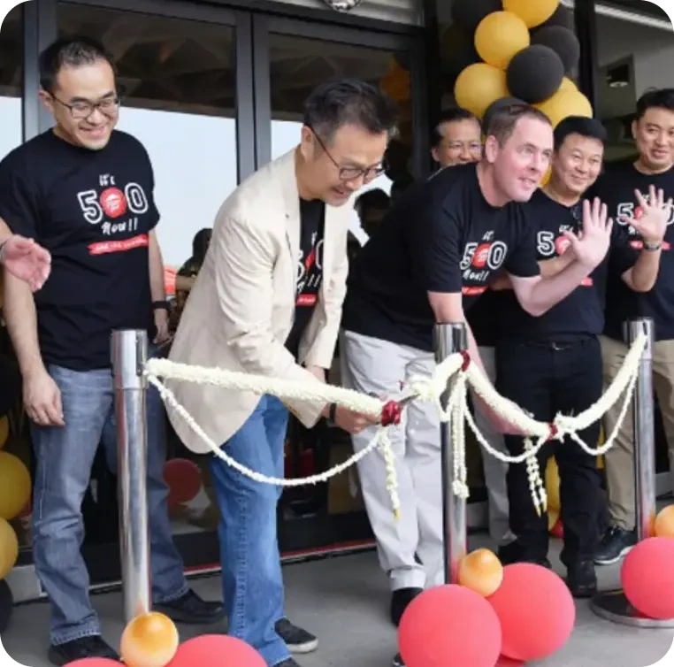 The opening ceremony of Pizza Hut's new outlet